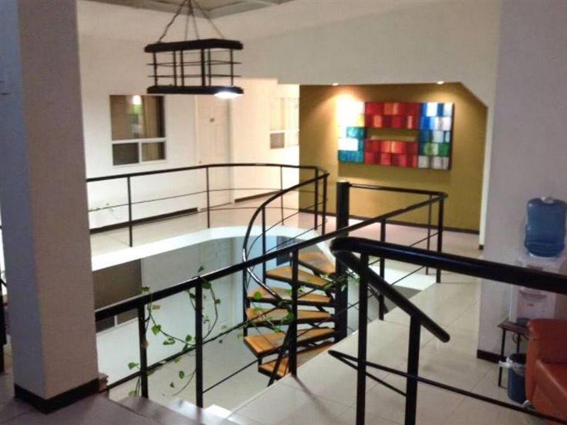 Hotel Santa Cruz Чиуауа Екстериор снимка